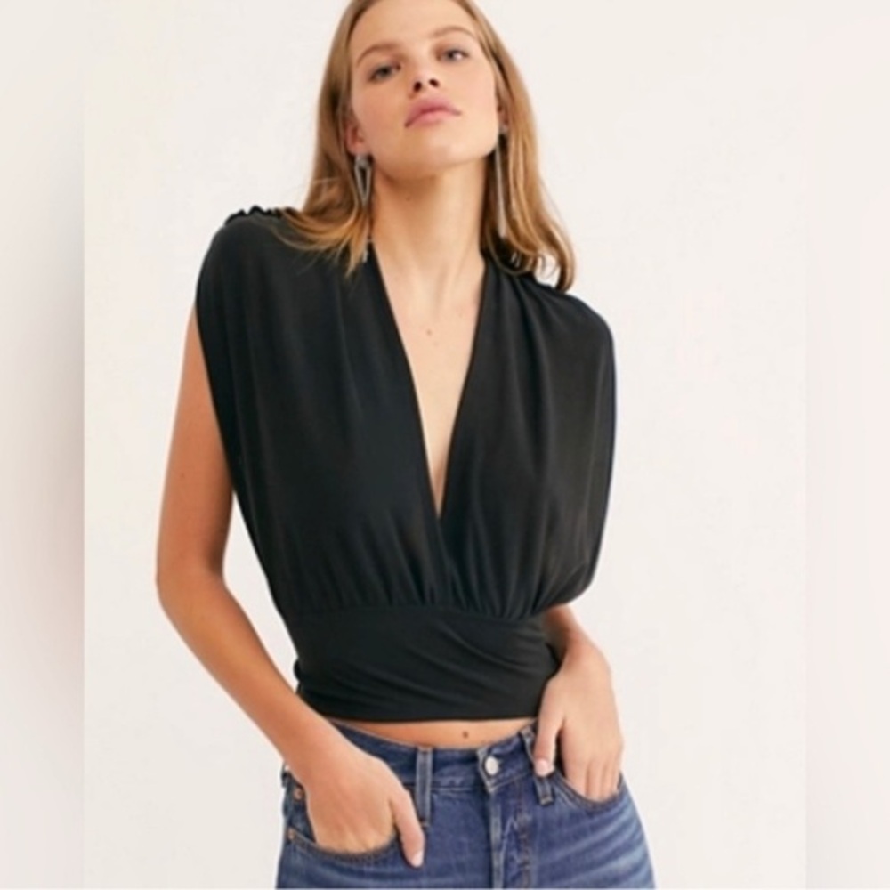 Free People Womens Going Out Black Mesh Sleeve Crop Top Black XS
